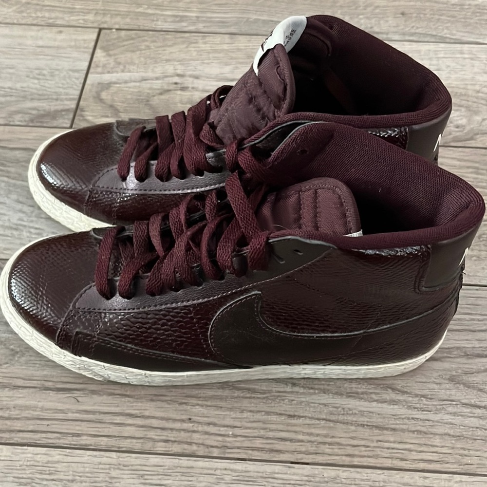 COPY - Nike Blazer Mid PRM Snake Pack Deep Burgundy Women Size 7